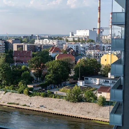 Cinema Wroclaw In City Centre - Parking - River View *